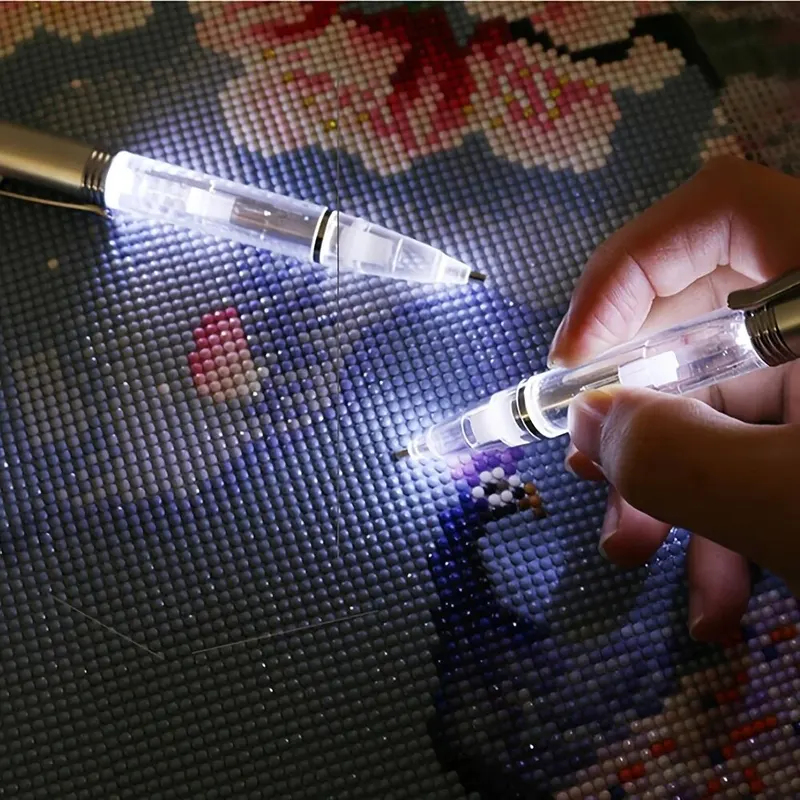 Embroidery Embellishments - Stylo de peinture diamant à LED