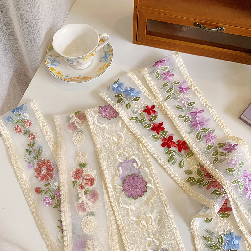Ruban de fleurs brodé en dente - Lace Ribbon Trim avis et prix